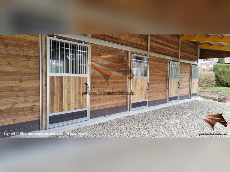 Pferdestall bauen - Stallungen, Aussenbox, Pferdebox und Offenstall kaufen, Weidehütte, Stall bauen,