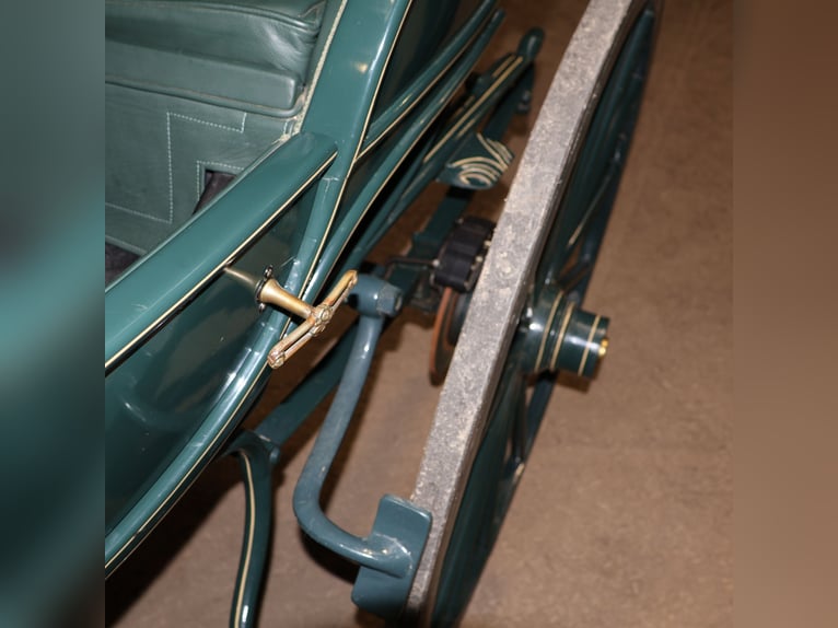 Eleganter Parkwagen Kutsche Baumann Lederpolsterung Zürich