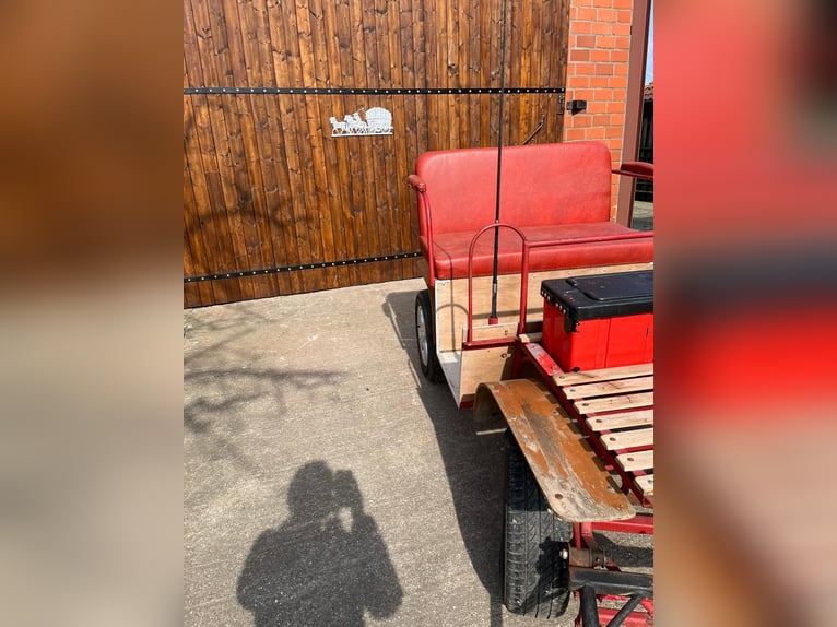 Wóz konny i uprząż do zaprzęgu jednoosobowego w stanie niemal nowym