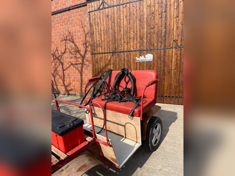 Wóz konny i uprząż do zaprzęgu jednoosobowego w stanie niemal nowym