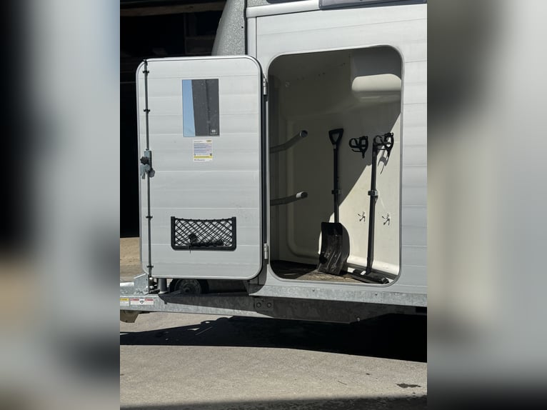 2-Pferdeanhänger Humbaur Xanthos Aero 2400