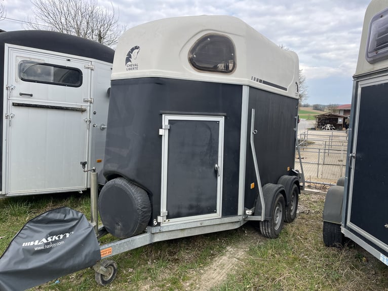 Cheval Liberte 2002XL