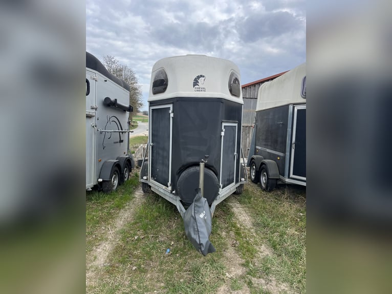 Cheval Liberte 2002XL