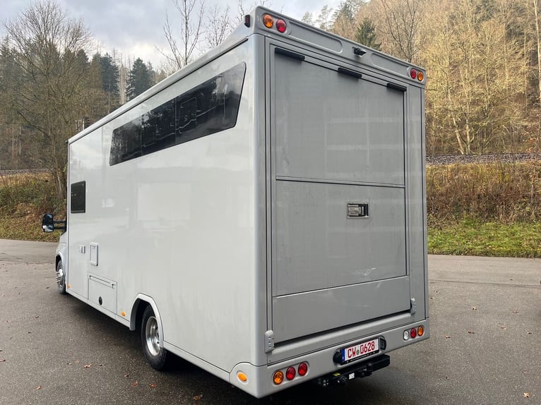 IVECO Daily RJH Sport Pro H3 Pferdetransporter Wohnkabine LKW TOP NEUWERTIG