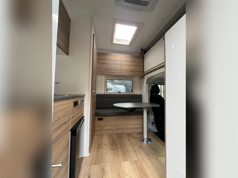 IVECO Daily RJH Sport Pro H3 Pferdetransporter Wohnkabine LKW TOP NEUWERTIG