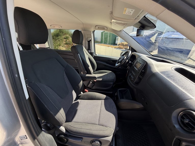 Mercedes-Benz Vito 116 CDI Tourer 4x4 z napędem na cztery koła, automatyczna skrzynia biegów, klimat