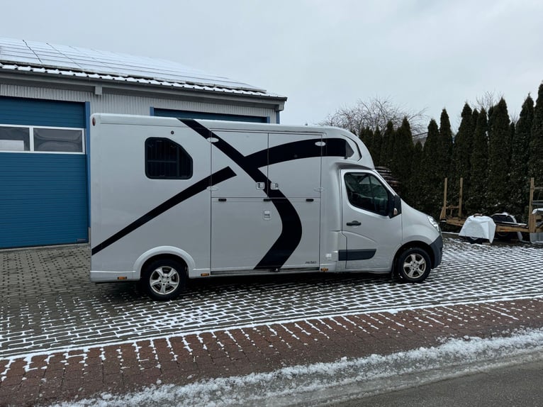 Pferdetransporter Theault Proteo Renault Master Automatik 150 PS Klima Horsetruck Horsevan Nova Frei