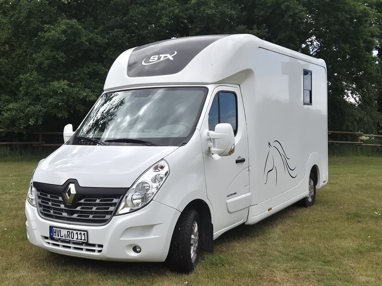 Renault Master STX transporter koni | automatyczna skrzynia biegów | 170 KM | 3,5 t | przebieg 34 70