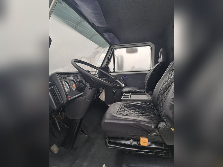 Transporter dla koni, ciężarówka 7,5 t, tablica H, przewóz 3 koni