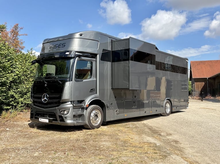 Mercedes-Benz Actros 1840 RJH Exclusive H5 samochód transportujący konie, ciężarówka, z wysuwanym da