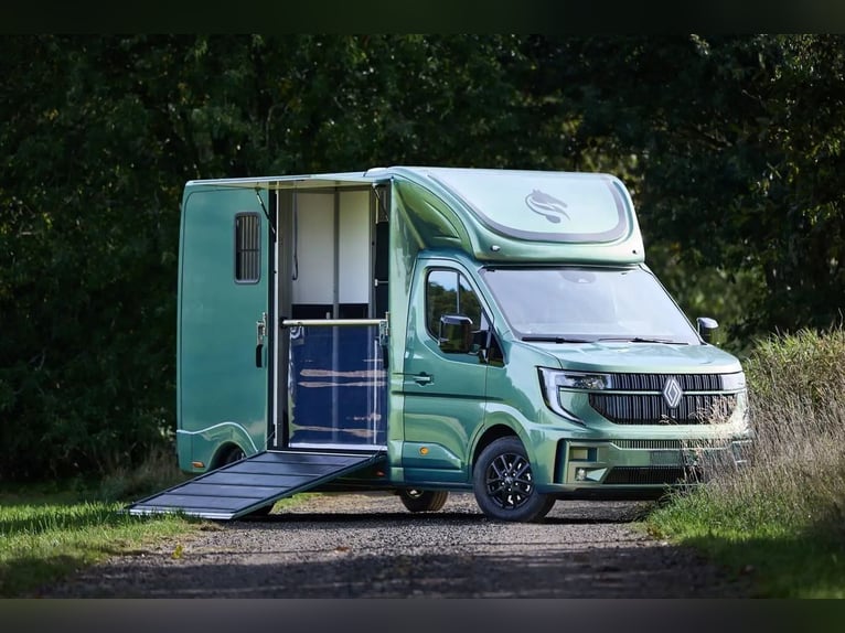 Transporter konny Sodiak Luxury Horsetrucks lub Roelofsen