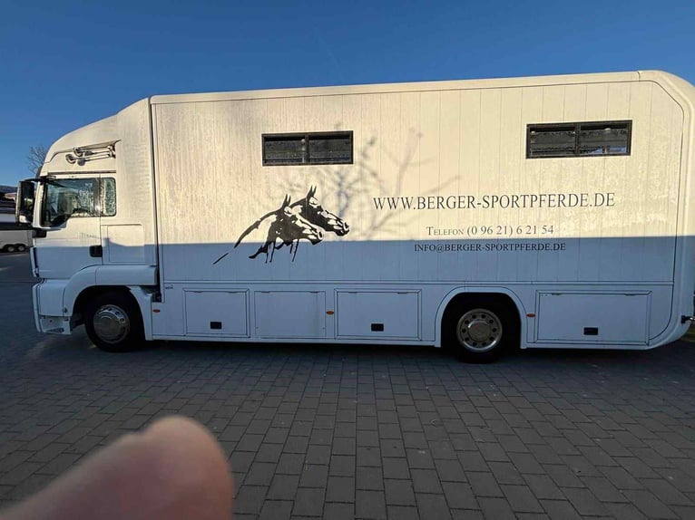 MAN  TGS 18.330   7 HORSES 