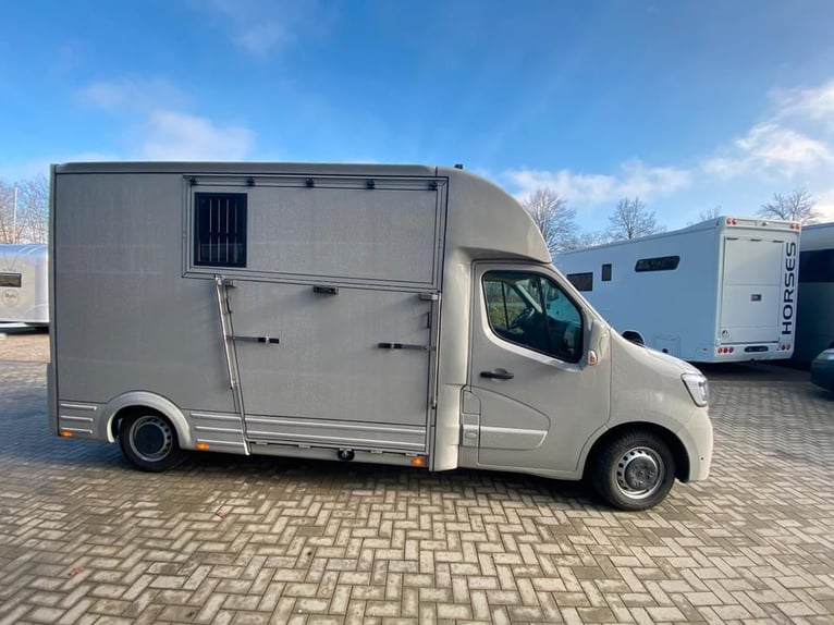 Renault transport de chevaux 3,5t, 1-2 Pf., 180 PS, Auf. NOUVEAU