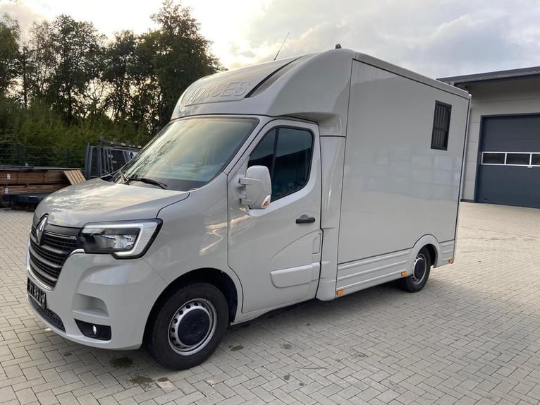 Transporter for horses Renault Master