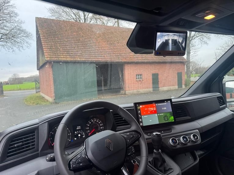Renault Master Haras ATM na 1-2 konie, 150 KM