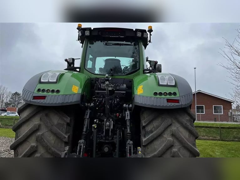 Ciągnik rolniczy Fendt 1050 Vario S4 PROFI PLUS