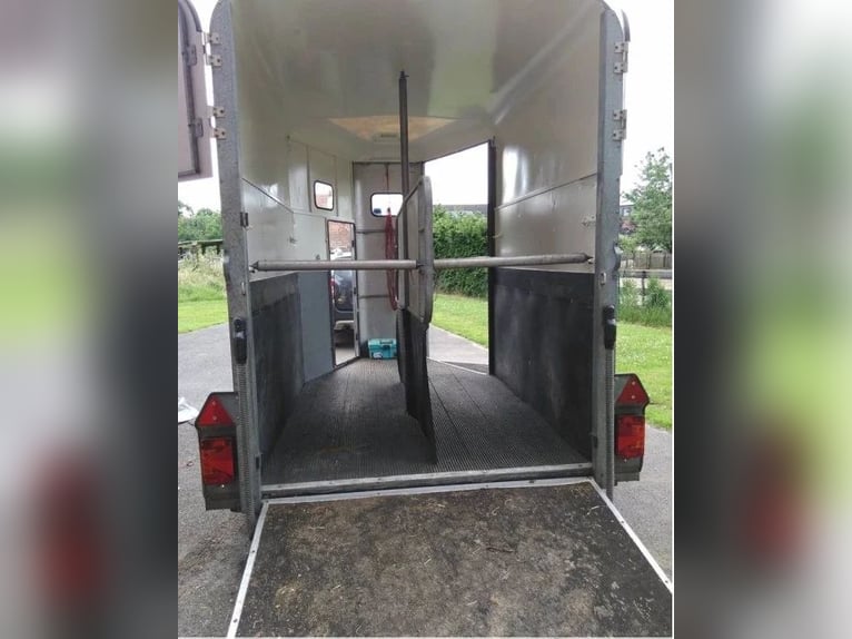 Ifor Williams HB 506