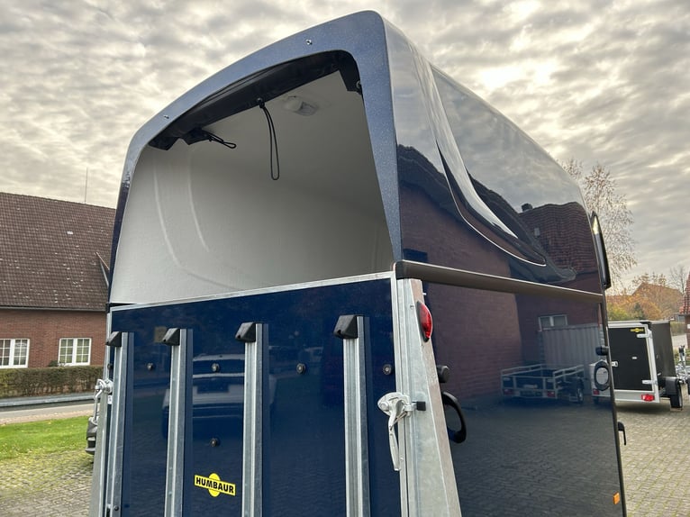 Humbaur Pferdeanhänger Pegasus Style 2700 S 2,7t Sattelkammer 100km/h Dark Blue