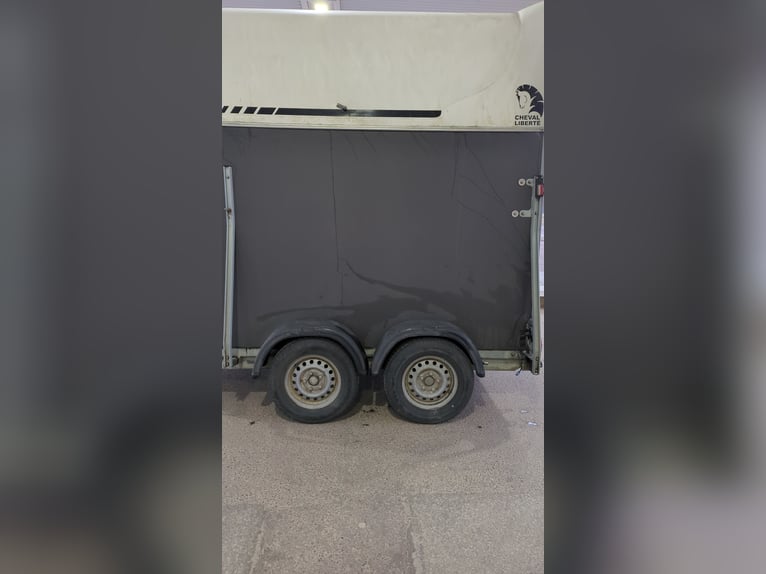 Cheval Liberte front exit