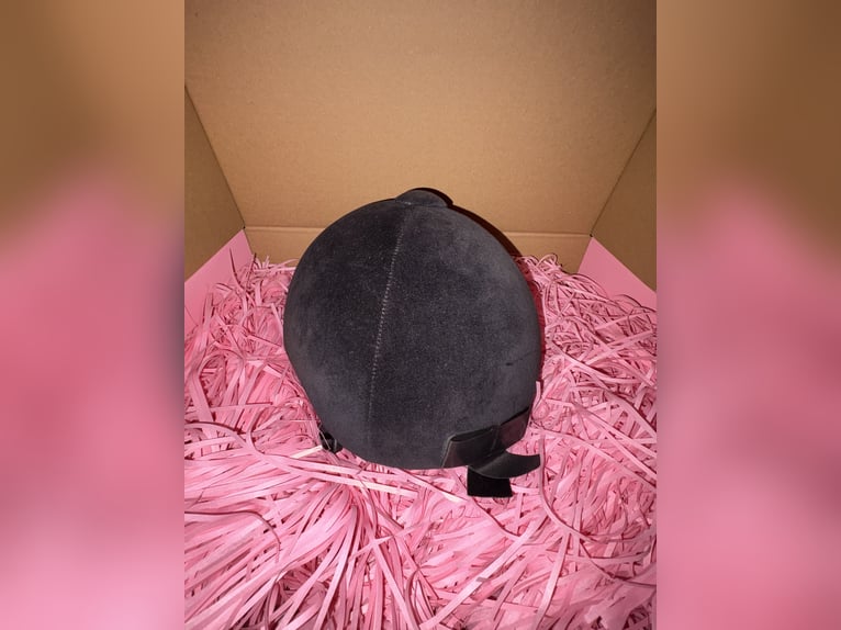 Kask jeździecki Fouganza 54cm 