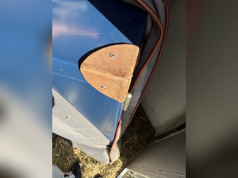 Paka jeździecka Tack room