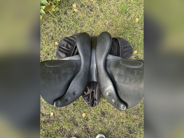 Meredith 18’ (wypada jak 17,5)