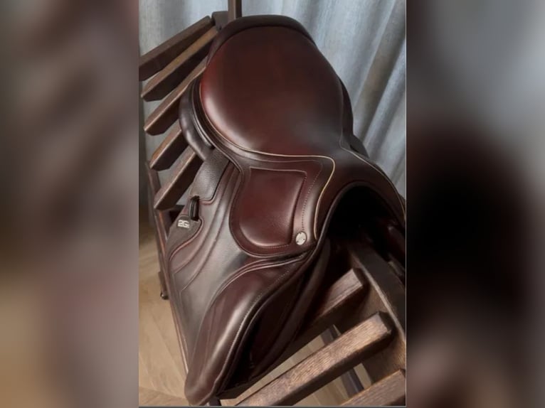 Siodło CWD 2Gs 17" Siodło CWD 2Gs 17"