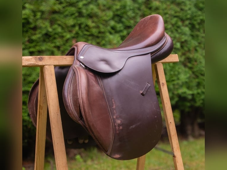 Siodło skokowe Daw-Mag Grand Prix 17,5" Siodło skokowe Daw-Mag Grand Prix 17,5"