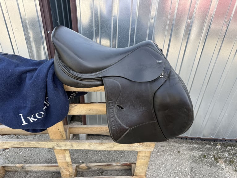 Siodło skokowe Ikonic 1204 Classic