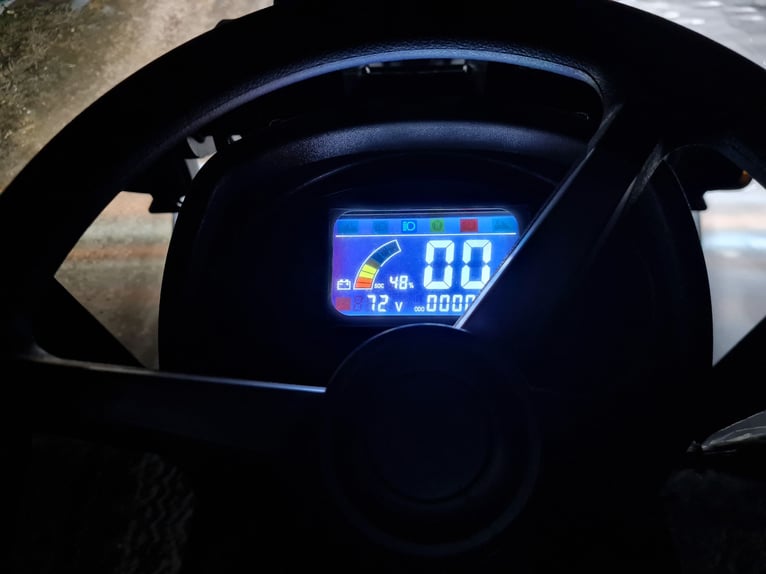 Wózek widłowy elektryczny