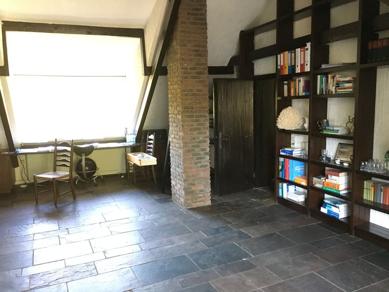 Bauernhof ca 650 qm Wohnfläche u.weit.Ausbaureserve