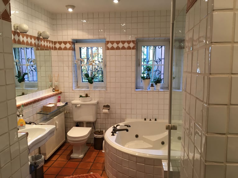 Bauernhof ca 650 qm Wohnfläche u.weit.Ausbaureserve