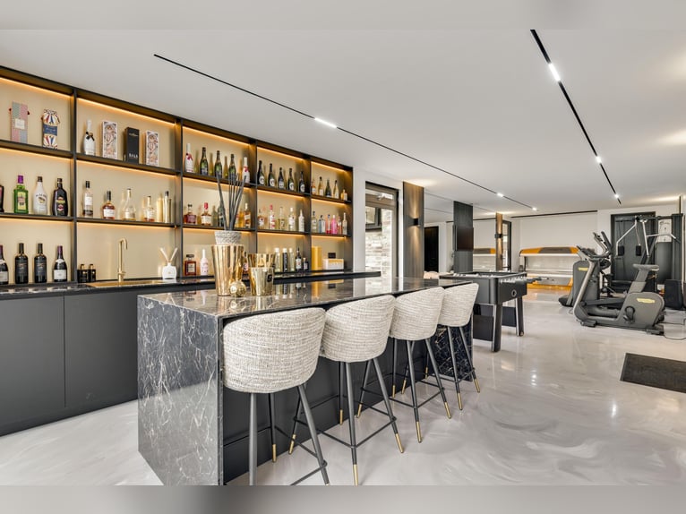 Ekskluzywna willa z domem gościnnym i obiektami jeździeckimi w pobliżu Parku Narodowego De Meinweg