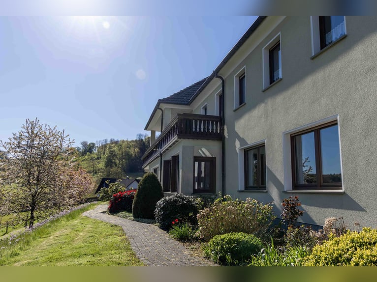 Ekskluzywny ośrodek jeździecki w Sauerlandzie | Dom wiejski, apartamenty wakacyjne, hala ujeżdżeniow