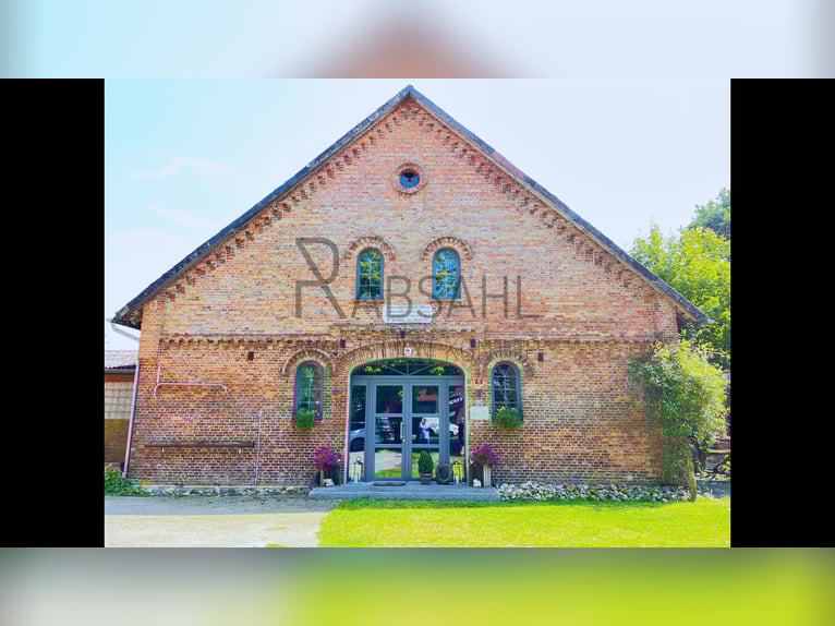 Hofensemble mit ausgebauter Tenne und 1,6ha Land direkt am Haus! Genehmigte Pferdehaltung!