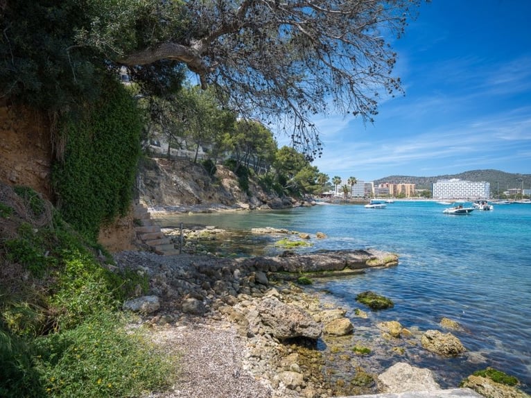 MALLORCA: Apartment in erster Meereslinie mit Bootsgarage