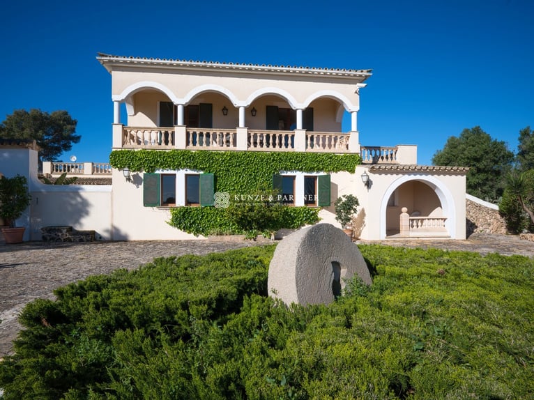 Mallorca: Landhotel 37 Hektar Land, alte Stallungen und Möglichkeit zur Pferdehaltung