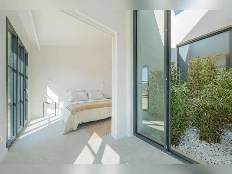 Mallorca: Neubau-Finca mit tollem Blick - Pferdehaltung möglich