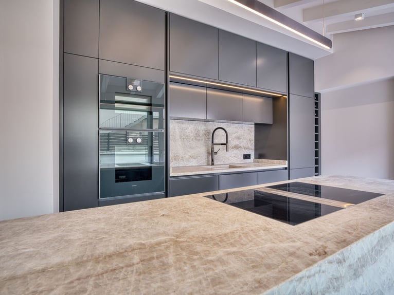 MALLORCA - PALMA: Duplex-Penthouse mit zwei privaten Terrassen und Garagenstellplatz in Palma