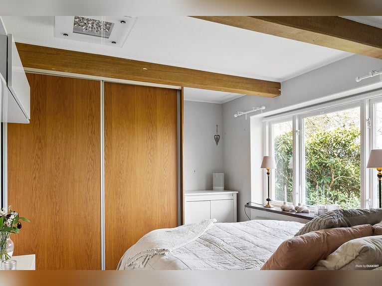 Modern Home and Stables in Scenic Landskrona