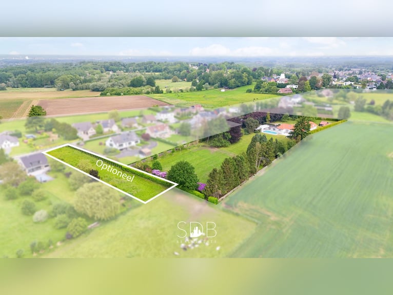 Piękna rezydencja z basenem, stajnią, paddockiem i pastwiskami na 1,3 hektara – 1790 Affligem