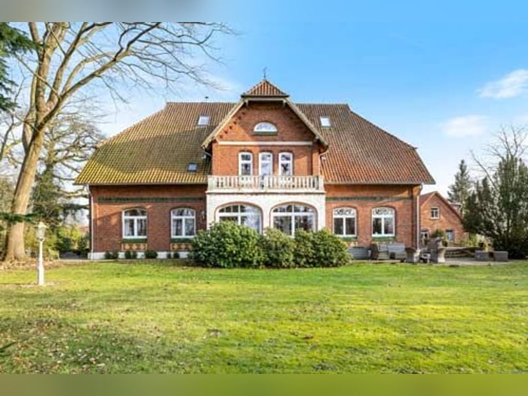 Ref2524DJ Niedersachsen, Altenmedingen - luxuriöse Landhausvilla mit Pferdestall 