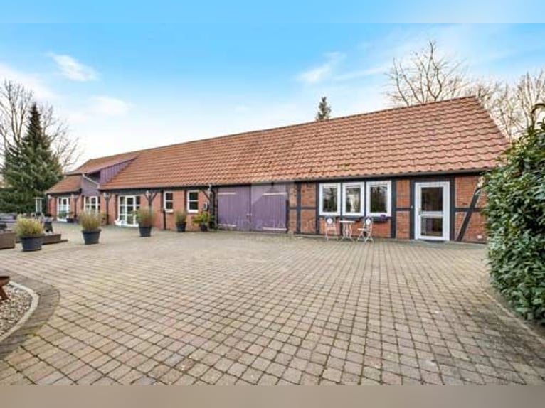 Ref2524DJ Niedersachsen, Altenmedingen - luxuriöse Landhausvilla mit Pferdestall 