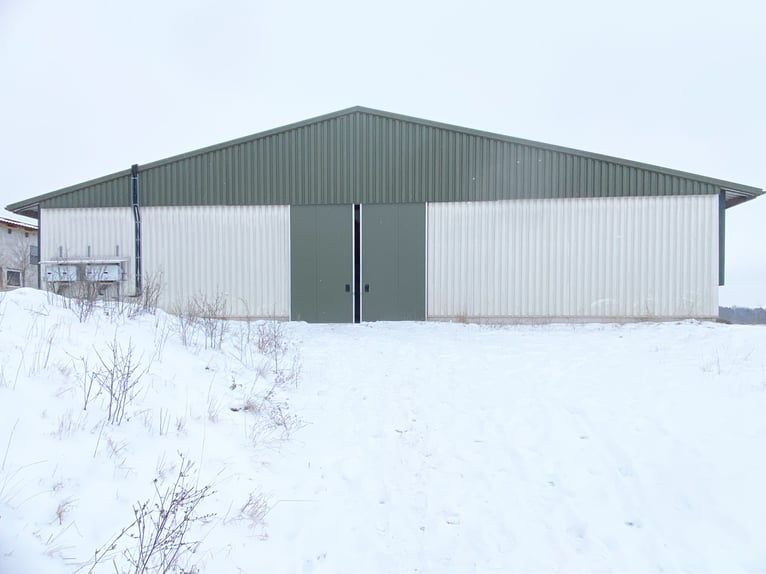 Traumhafte Reitanlage mit Reiterstube – Alleinlage inmitten Südthüringer Natur + perfekte Anbindung