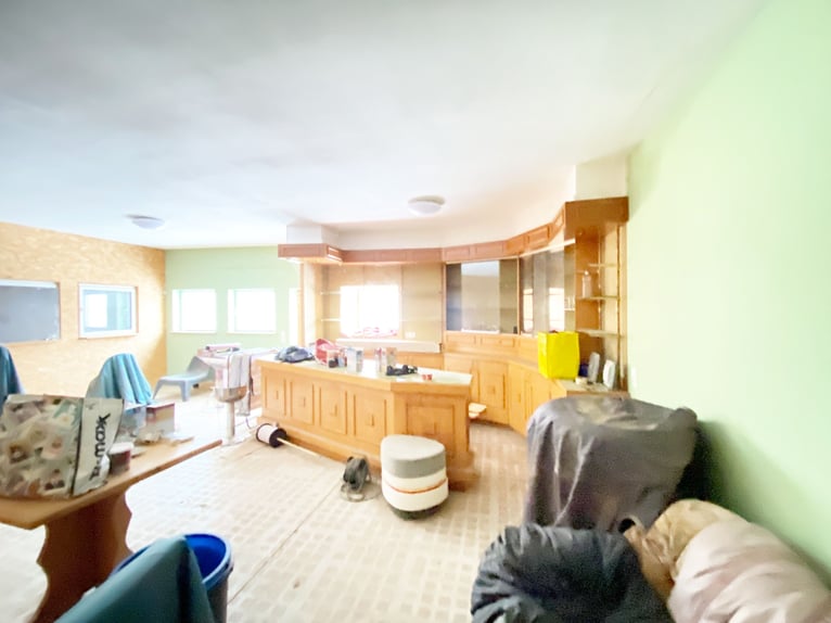 Traumhafte Reitanlage mit Reiterstube – Alleinlage inmitten Südthüringer Natur + perfekte Anbindung