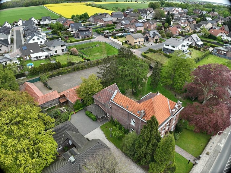 Traumhaftes Denkmalobjekt/Einfamilienhaus mit Reitsportanlage