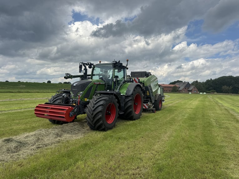 Siano, sianokiszonka, siano do owijania, wysokiej jakości karma z własnego stajni