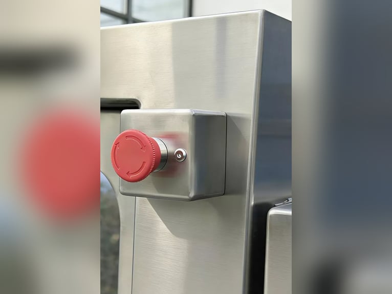 Premiumowy trener wodny dla koni ze stali nierdzewnej – Nowy i nieużywany