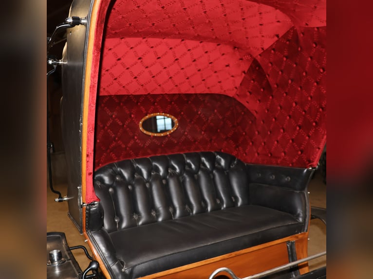 Leitert Doktorwagen Kutsche Scheibenbremsen Leder Holz