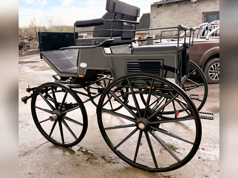 Carrozza da dressage Kuehnle / Carrozza per il dressage